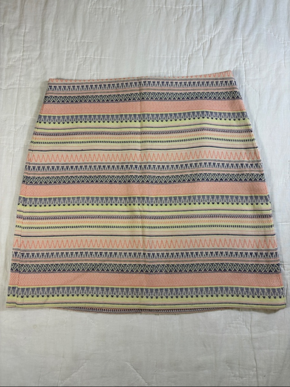 Loft Ann Taylor Southwest Aztec Pattern Mini Skirt Pastel Striped Size 6 NWT